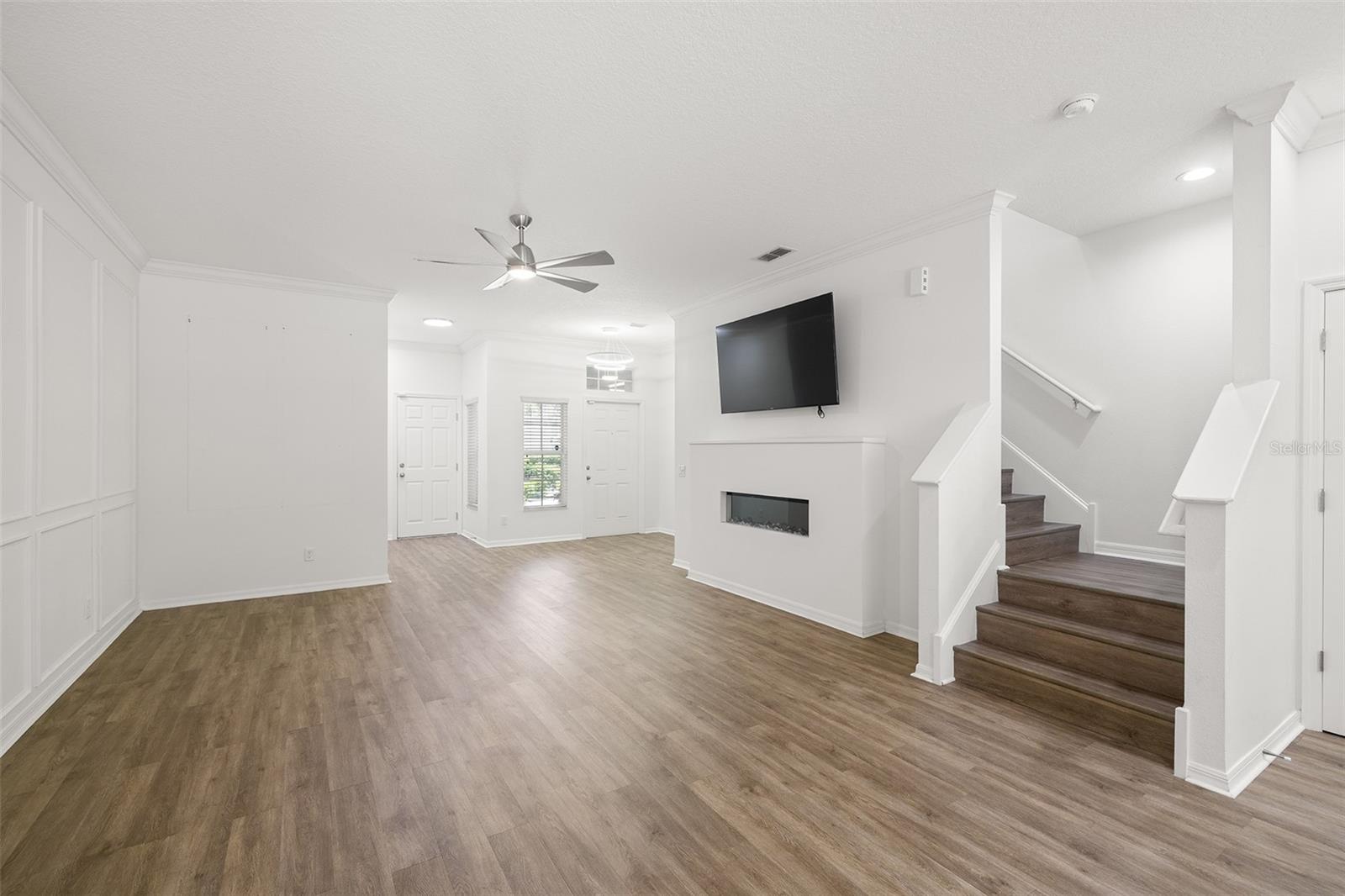 Image 9 of 35 For 12578 Streamdale Drive