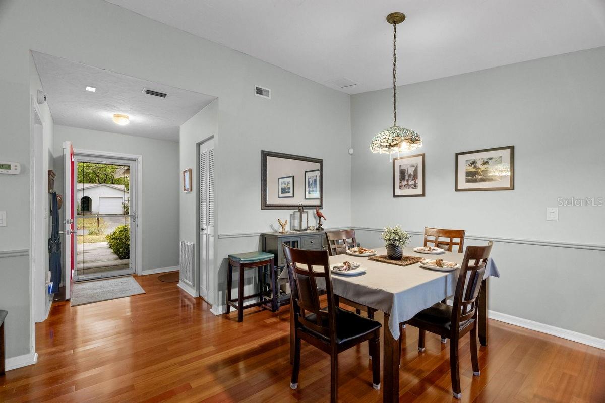 Image 14 of 60 For 1393 Chesterfield Drive