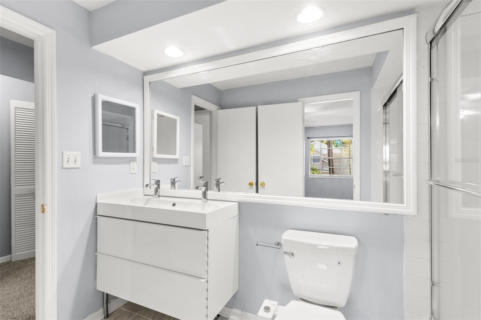 Image 12 of 12 For 408 Arrawana Avenue A5