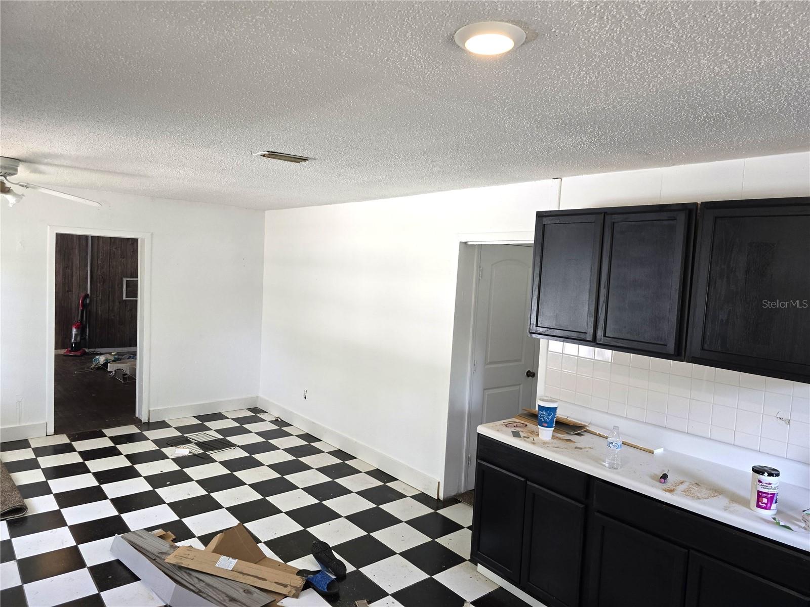 Image 9 of 14 For 5045 Swindell Road