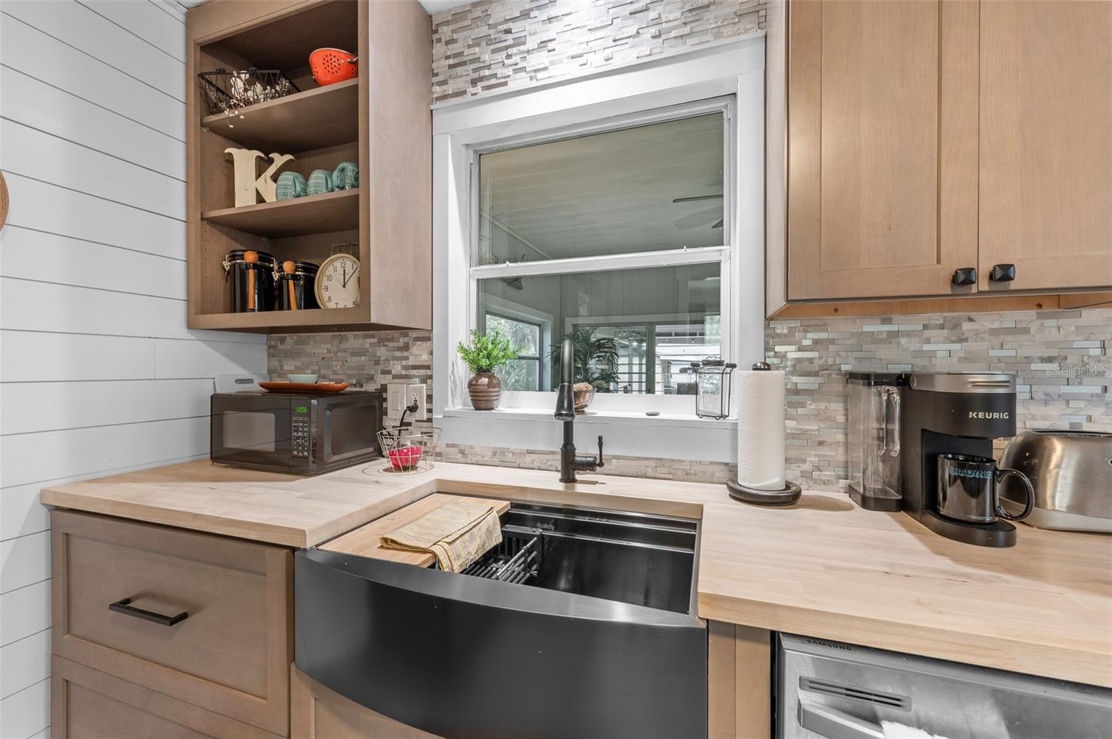 Image 10 of 29 For 4921 24th Avenue S