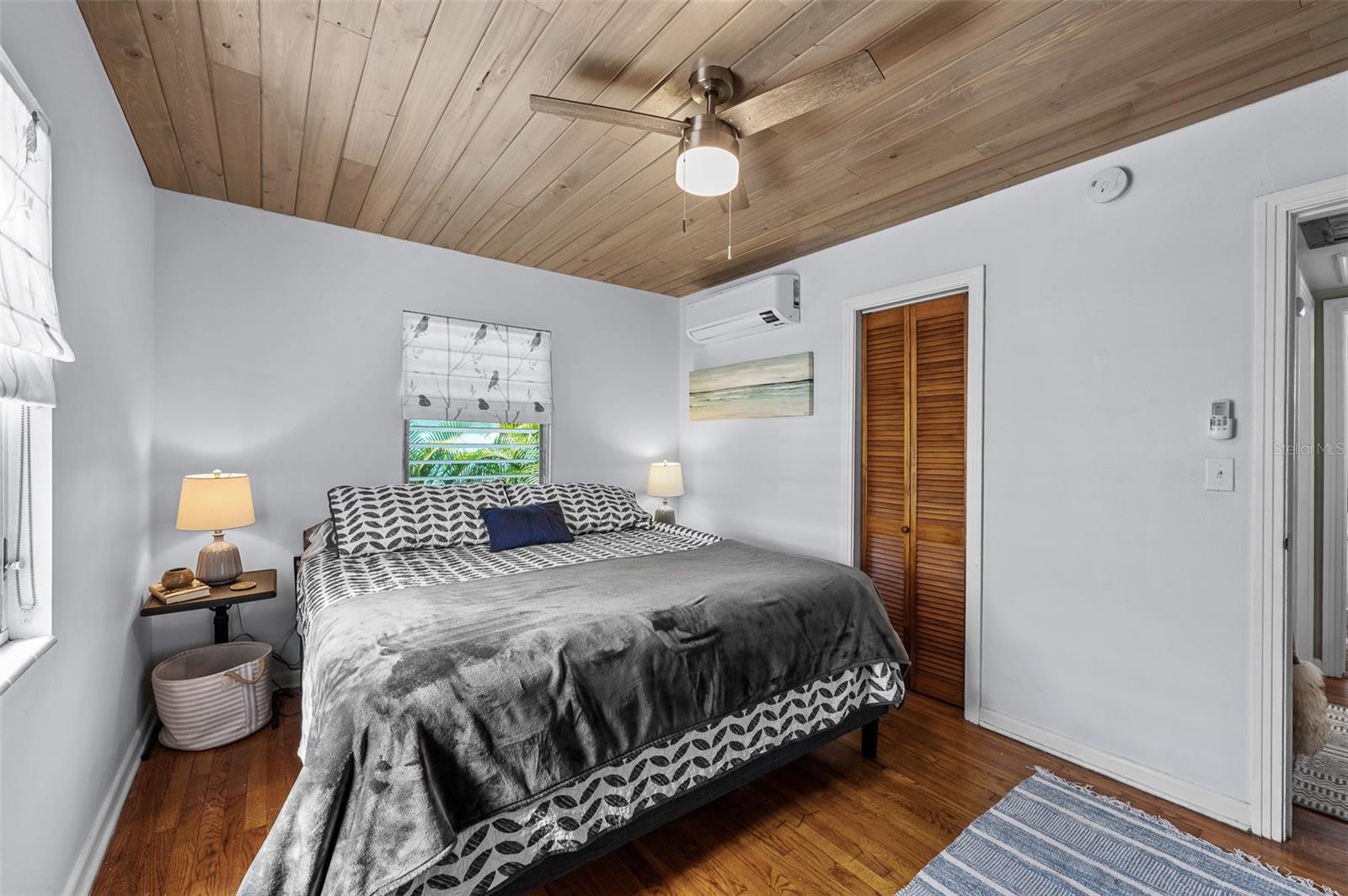 Image 16 of 29 For 4921 24th Avenue S