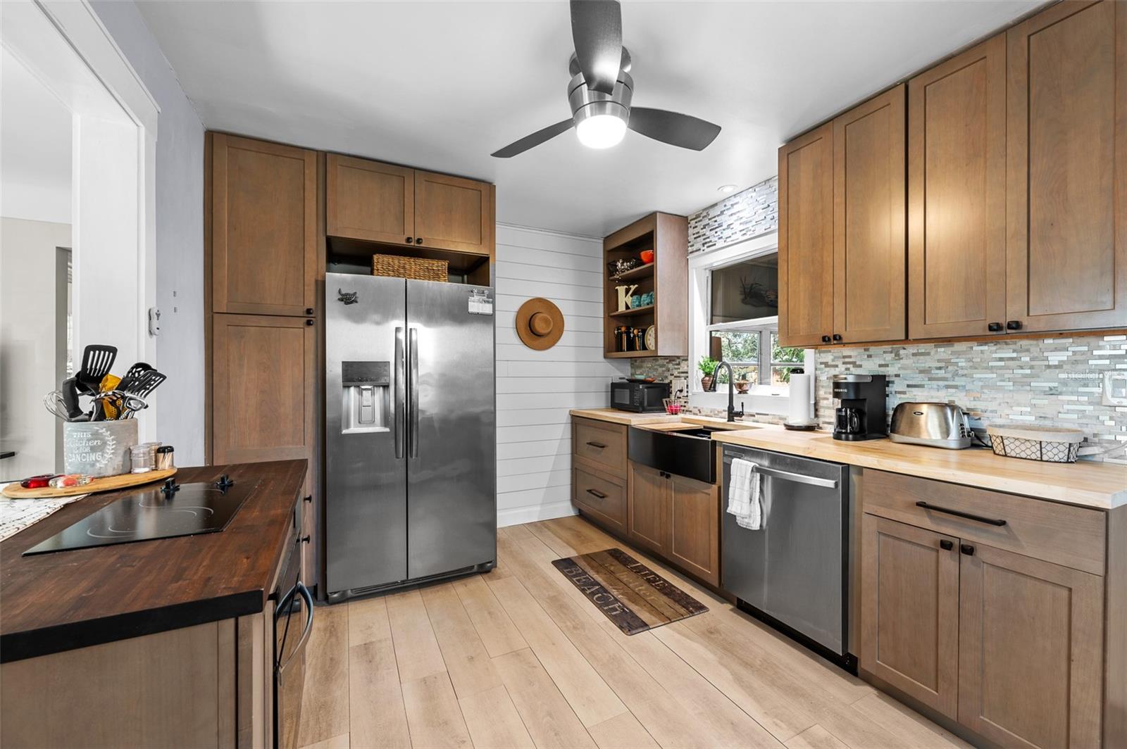 Image 8 of 29 For 4921 24th Avenue S