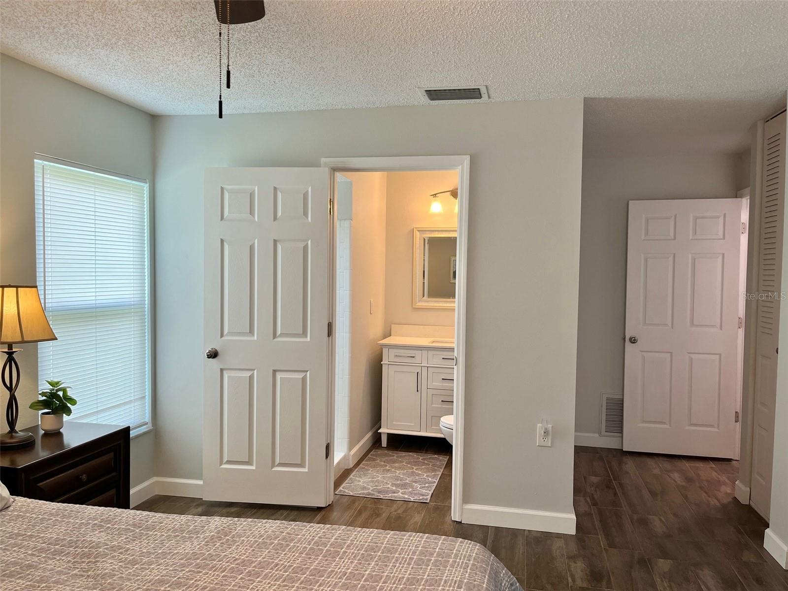 Image 20 of 52 For 10627 Mira Vista Drive