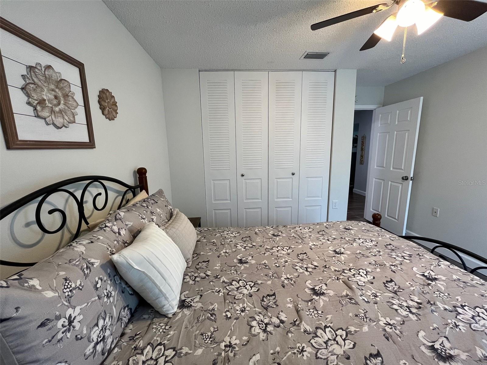 Image 26 of 52 For 10627 Mira Vista Drive