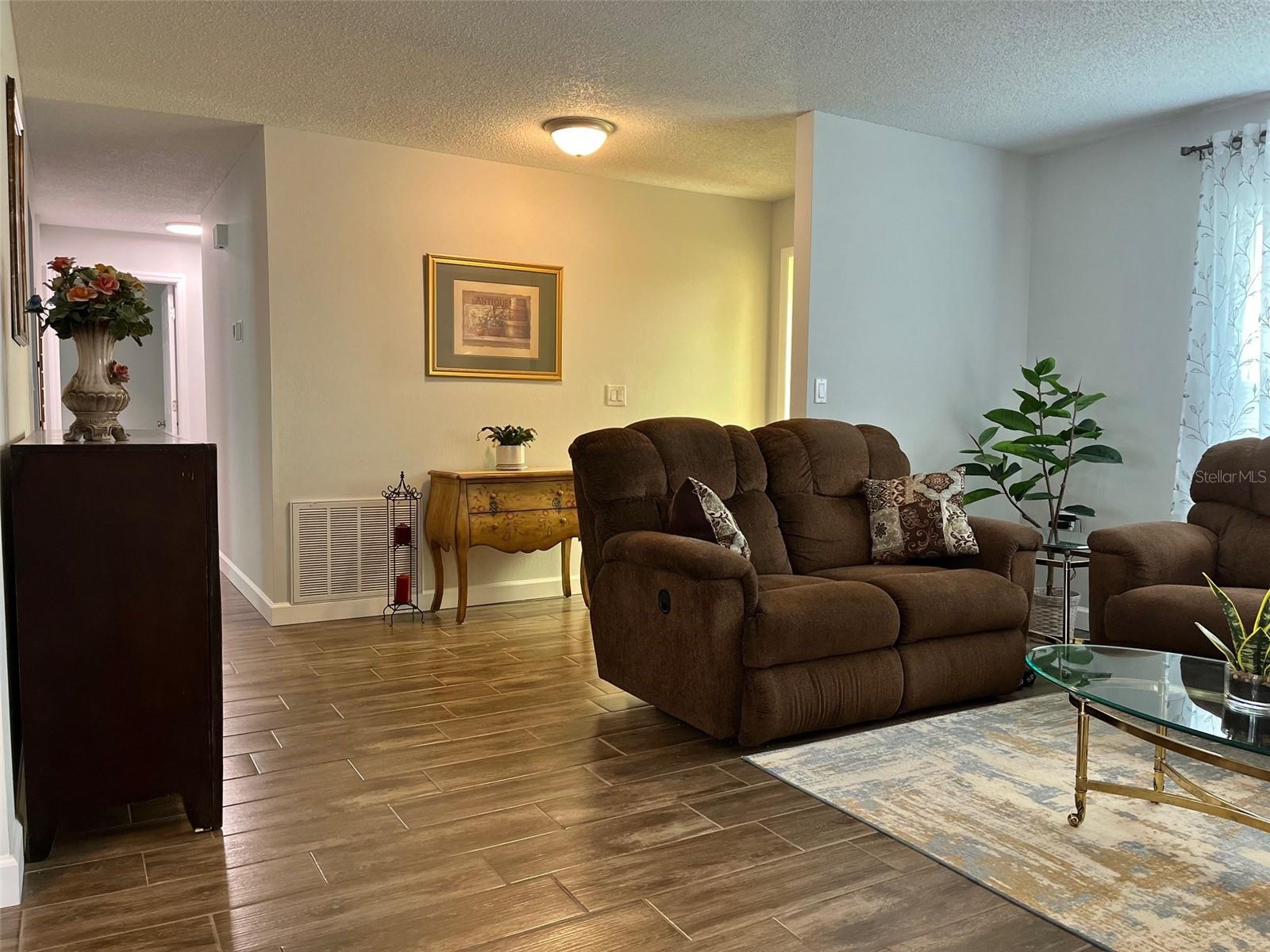 Image 3 of 52 For 10627 Mira Vista Drive
