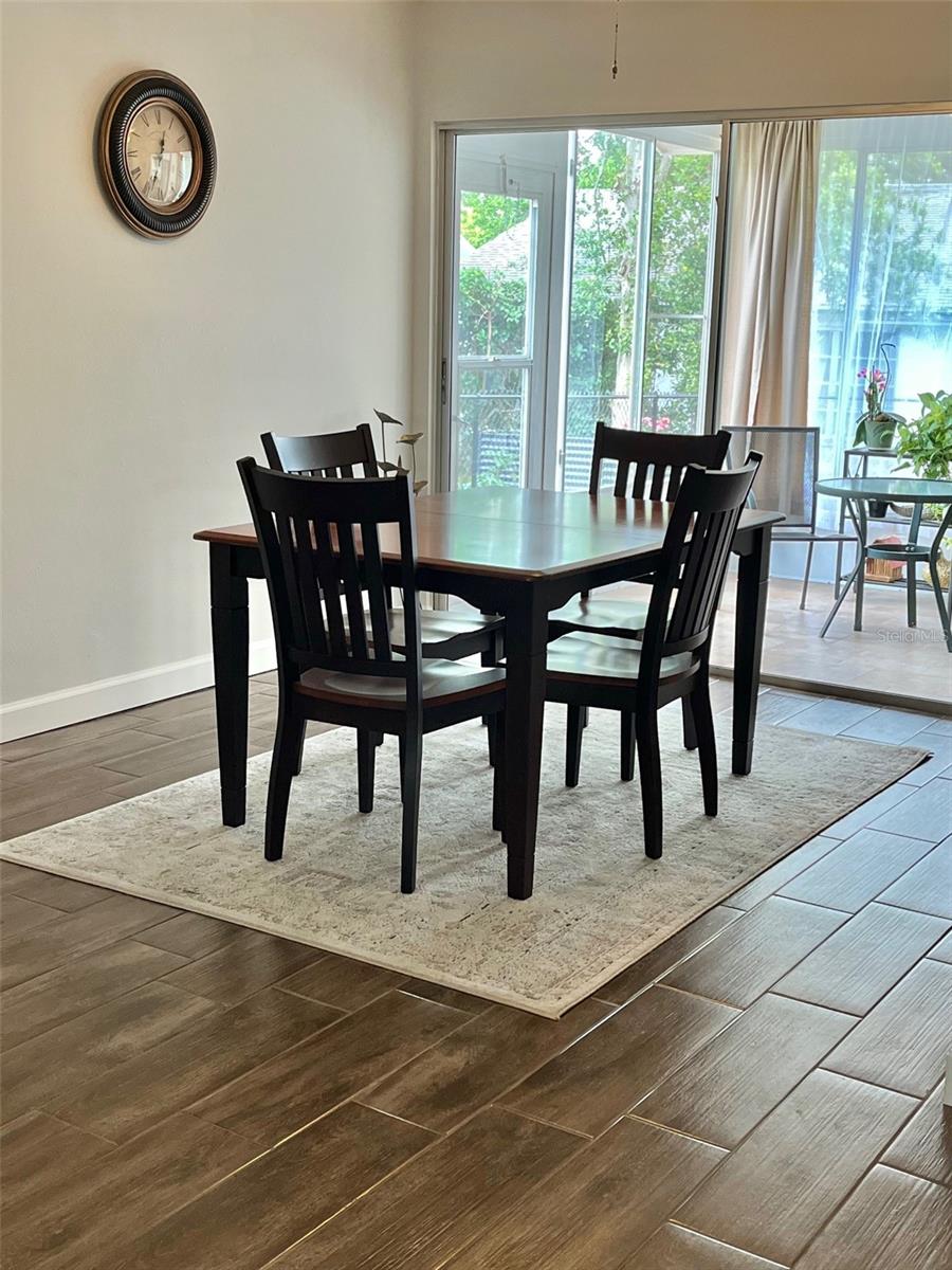 Image 6 of 52 For 10627 Mira Vista Drive