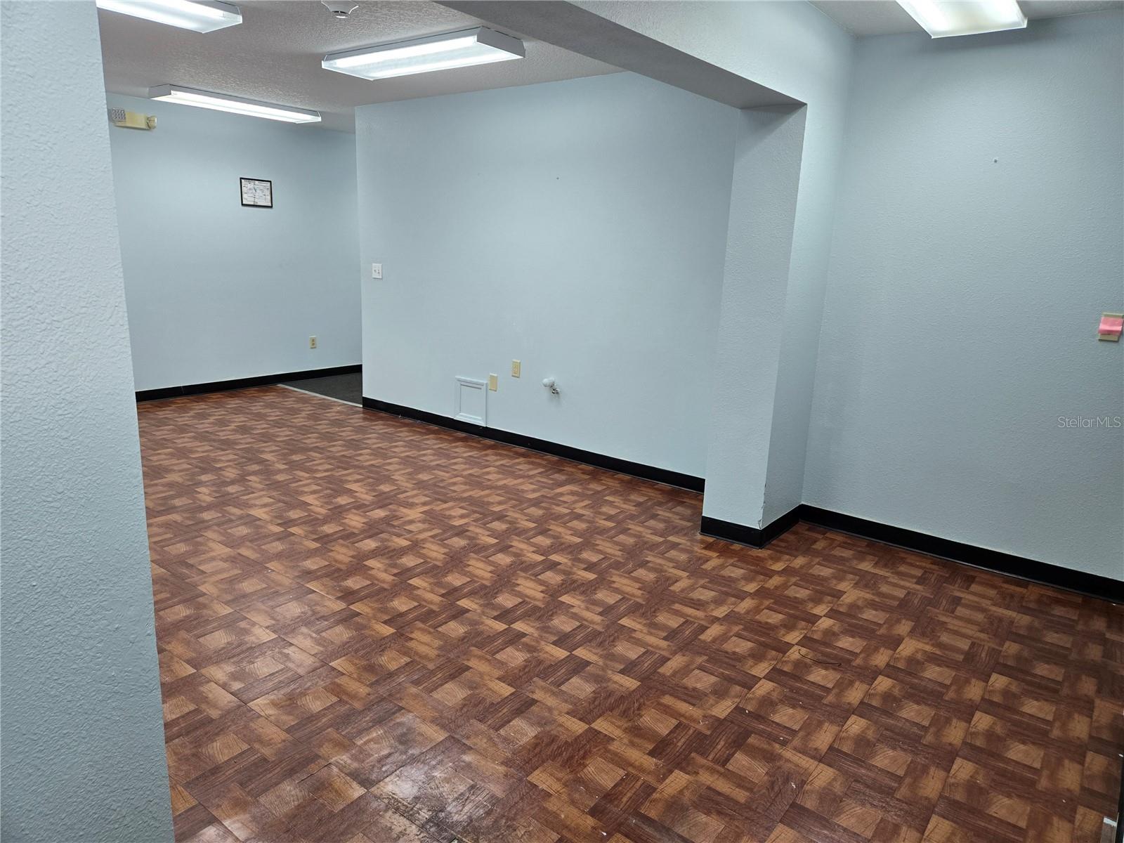Listing photo id 11 for 8726 Old County Road 54