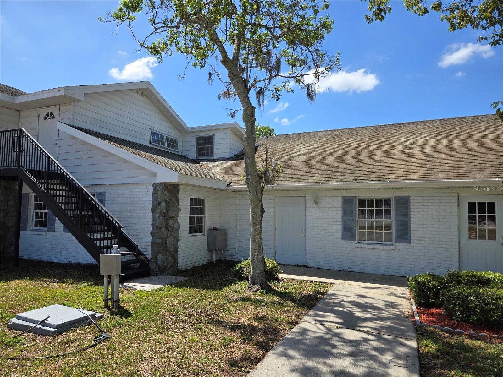 Listing photo id 3 for 8726 Old County Road 54