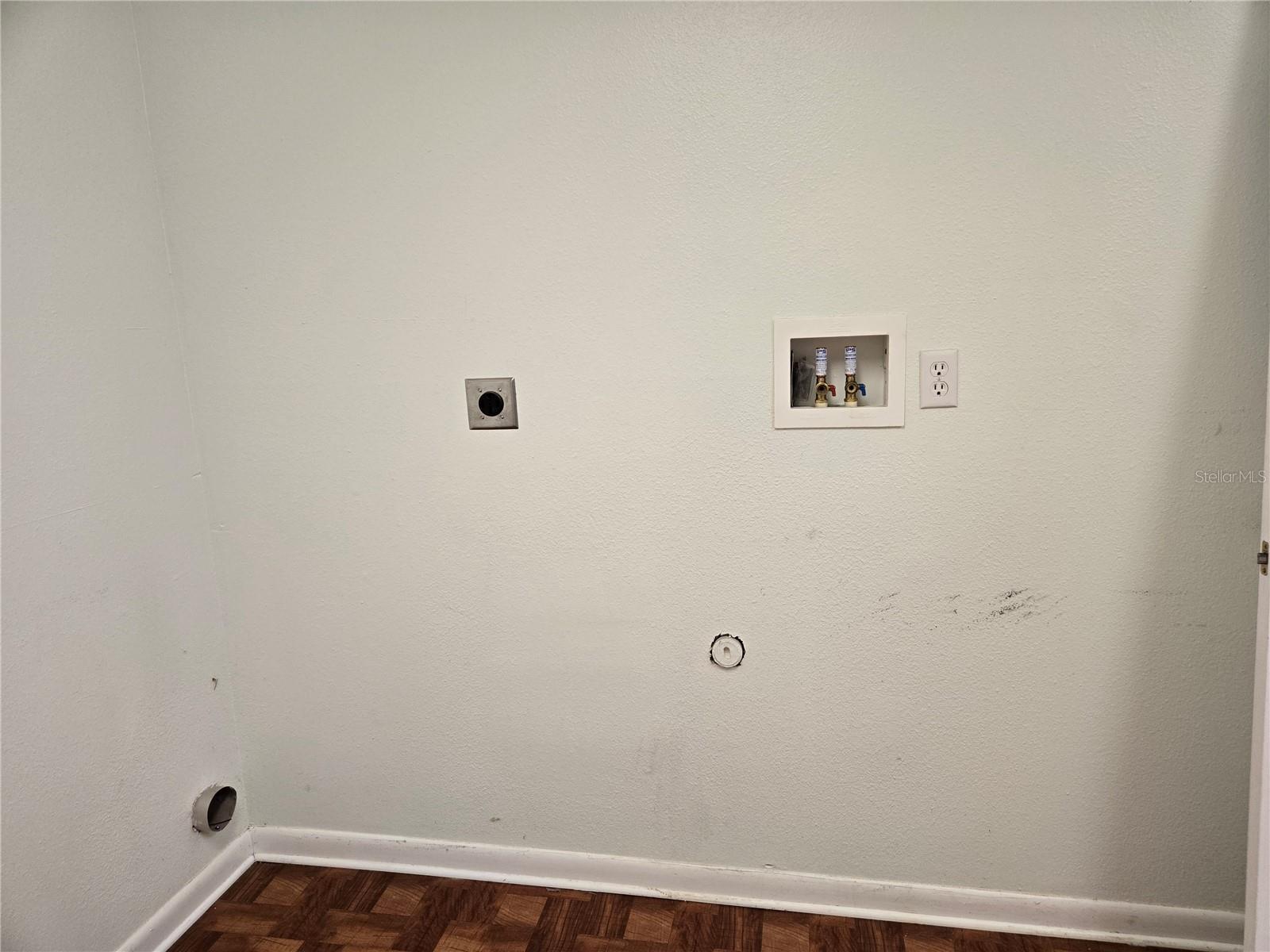 Listing photo id 66 for 8726 Old County Road 54