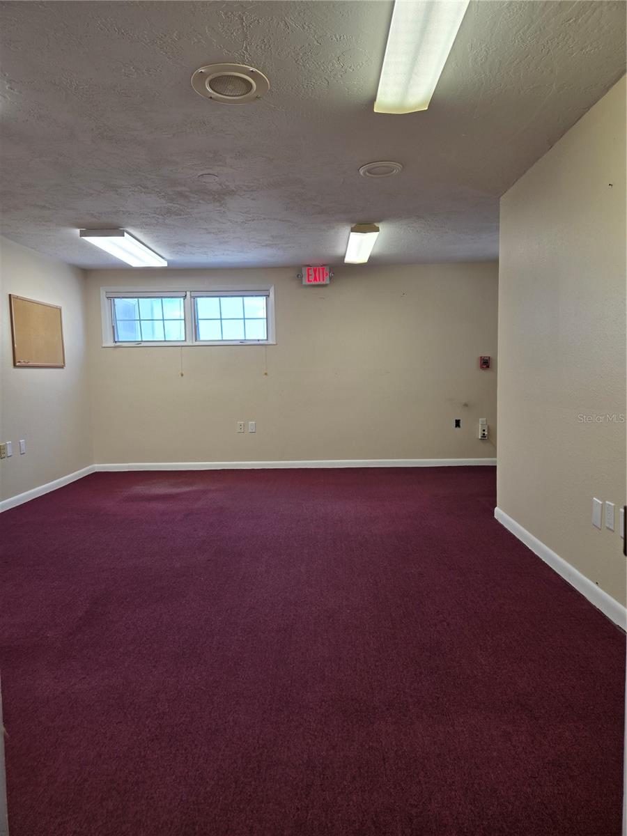 Listing photo id 74 for 8726 Old County Road 54