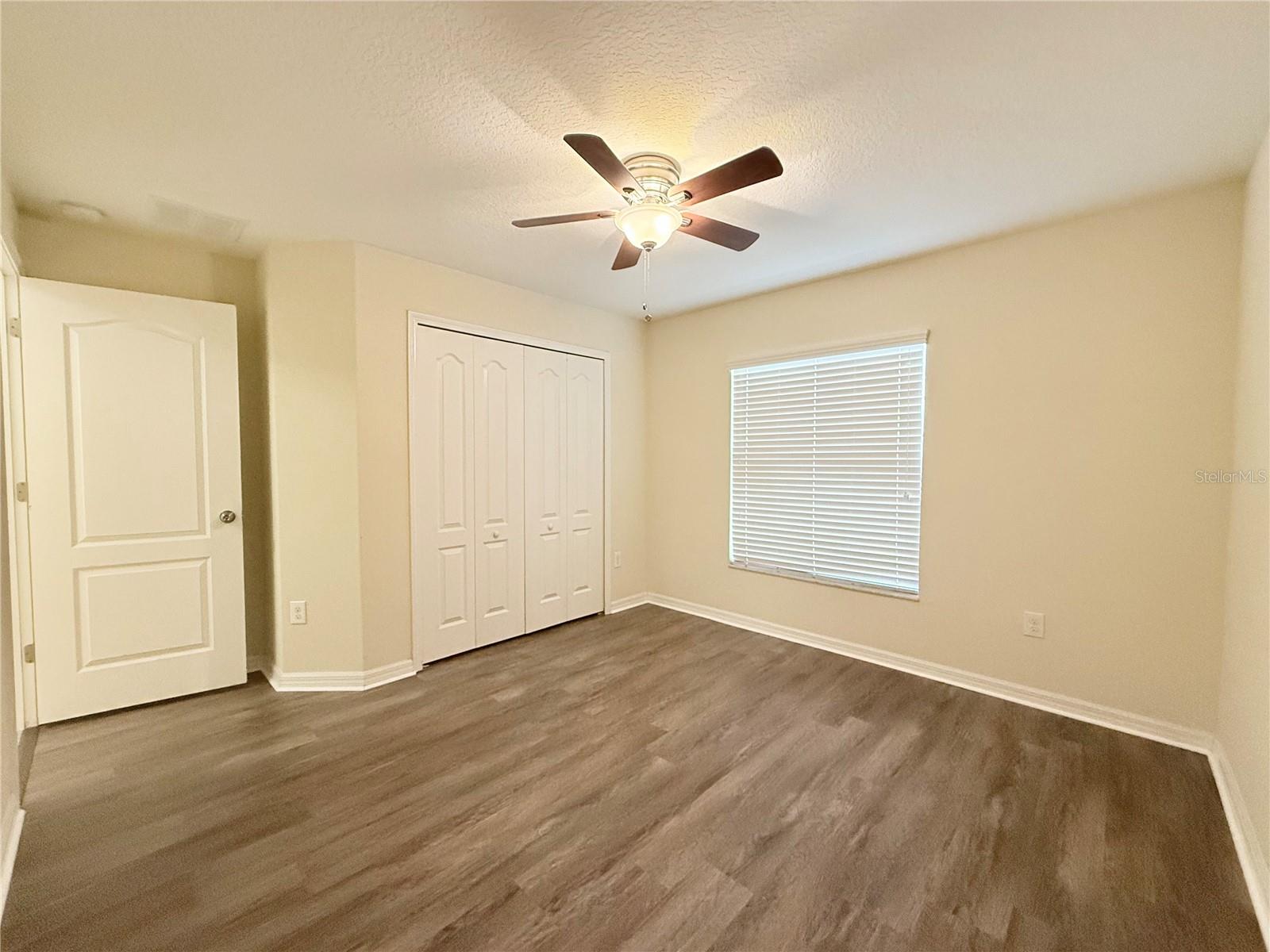 Image 13 of 34 For 13181 Royal Pines Avenue