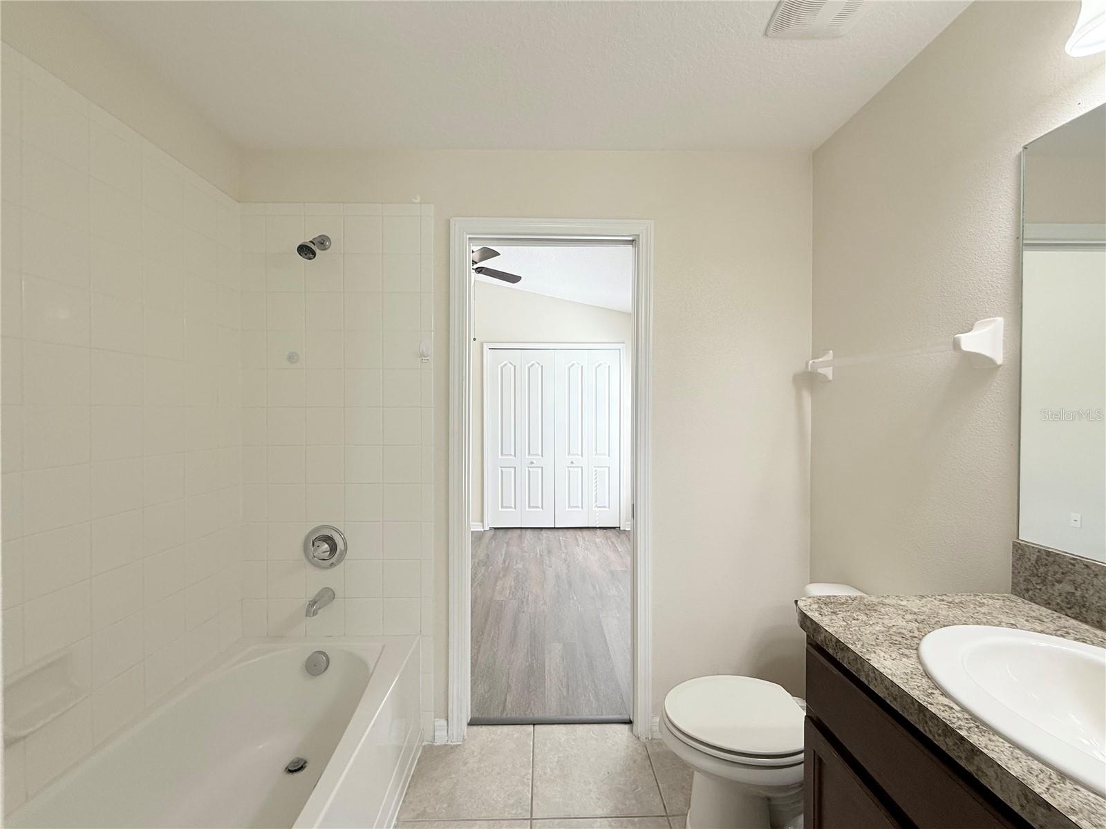 Image 18 of 34 For 13181 Royal Pines Avenue
