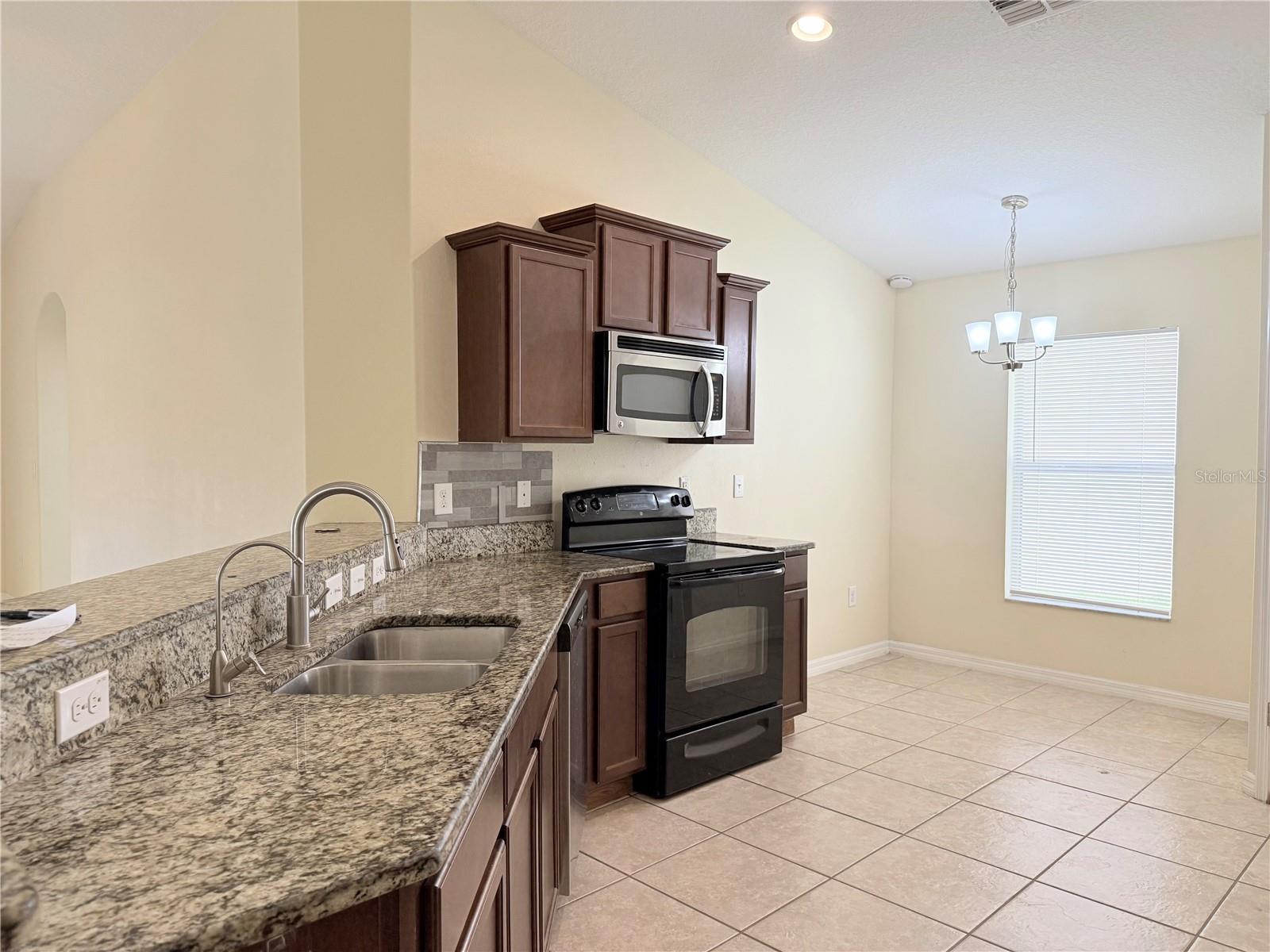 Image 8 of 34 For 13181 Royal Pines Avenue