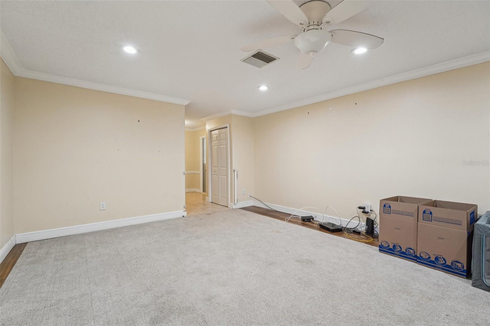 Image 6 of 46 For 1515 12th Court Se Unit 55