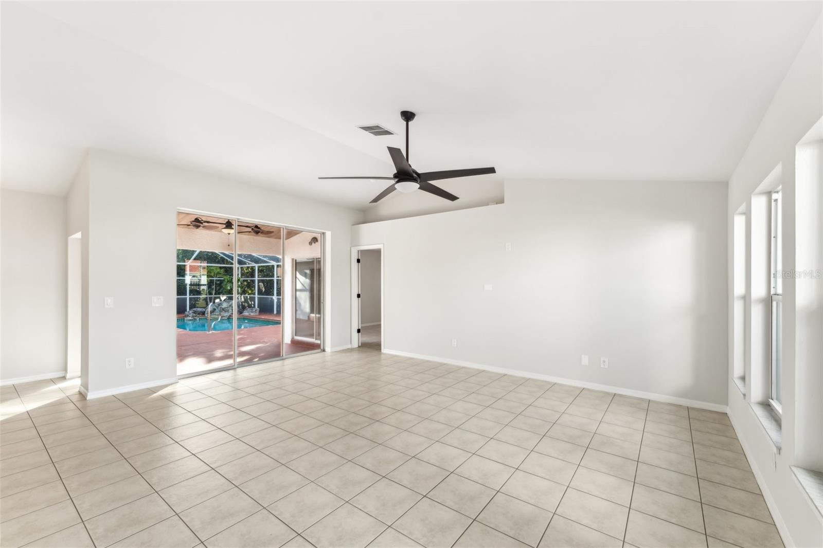 Image 16 of 27 For 926 37th Street