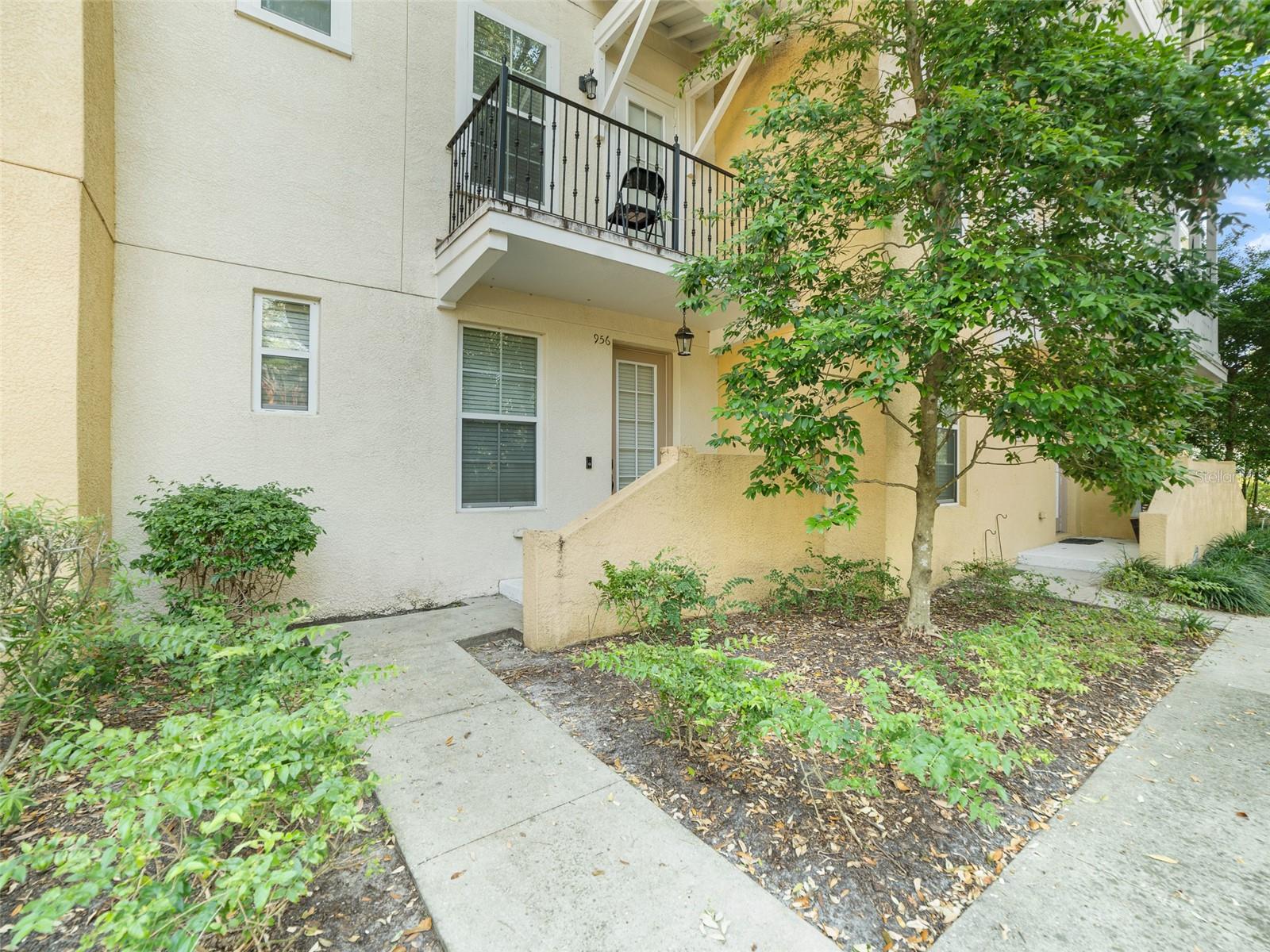 Image 2 of 22 For 956 Sombra Street