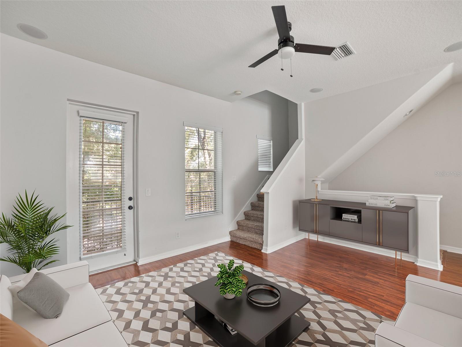 Image 5 of 22 For 956 Sombra Street