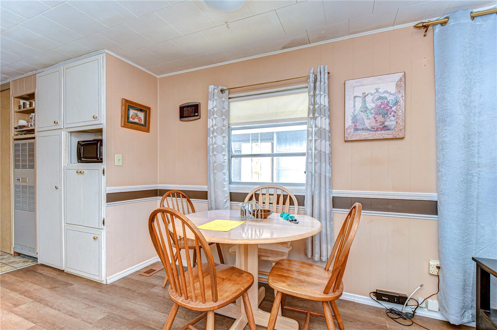Image 10 of 34 For 6046 Harriet Street