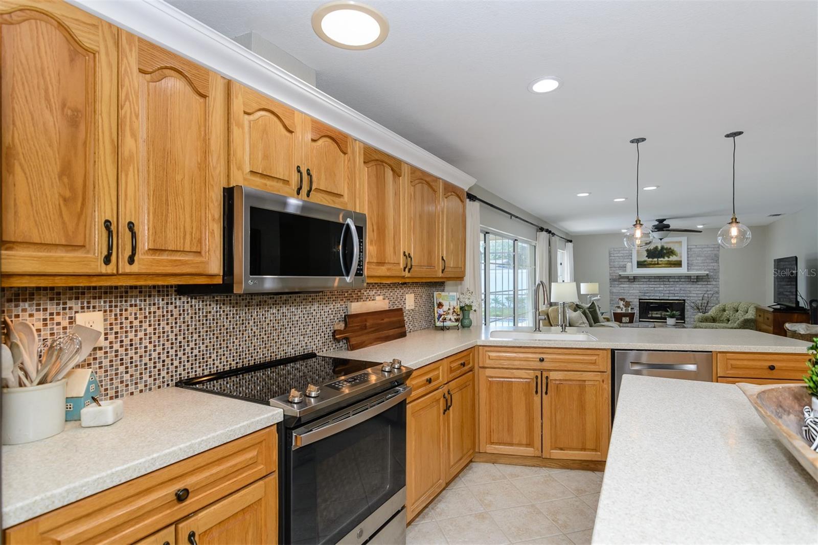 Image 16 of 66 For 2831 Quail Hollow Road W