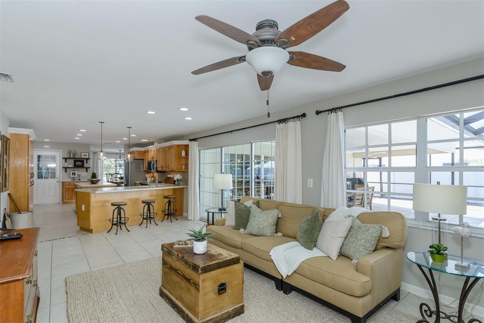 Image 24 of 66 For 2831 Quail Hollow Road W