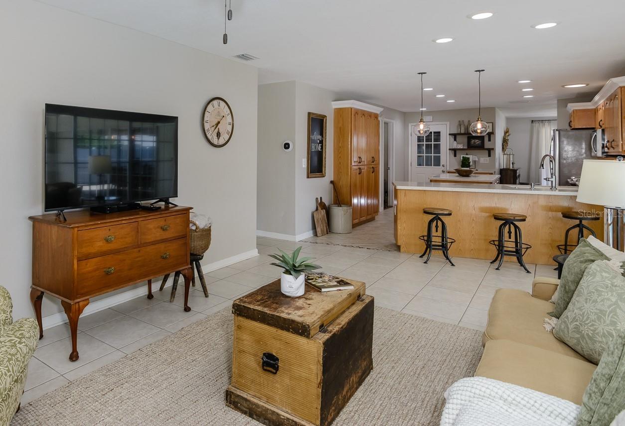 Image 25 of 66 For 2831 Quail Hollow Road W