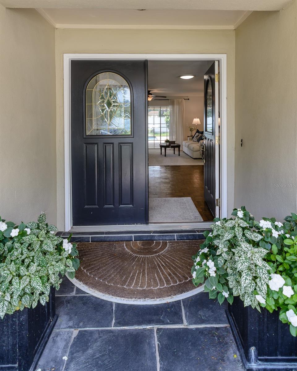 Image 4 of 66 For 2831 Quail Hollow Road W