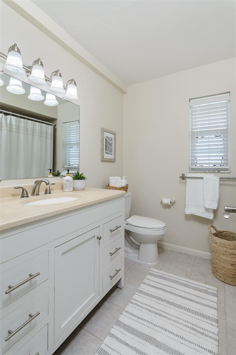 Image 42 of 66 For 2831 Quail Hollow Road W