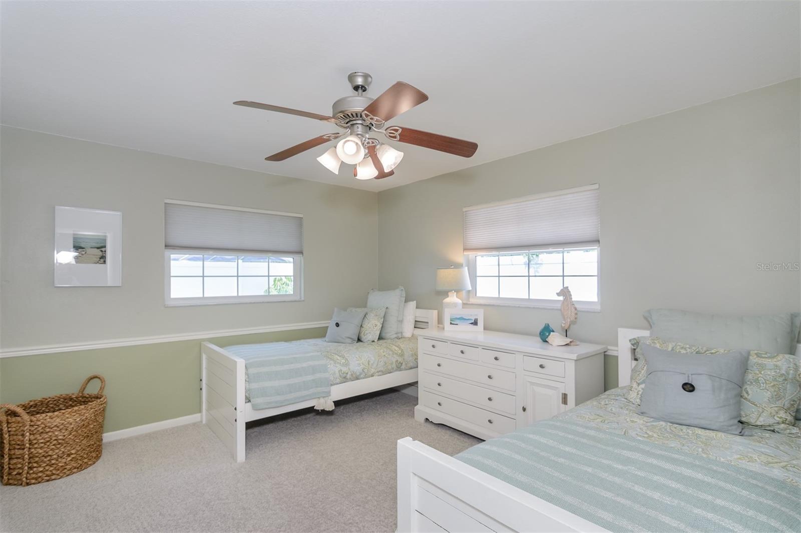 Image 43 of 66 For 2831 Quail Hollow Road W