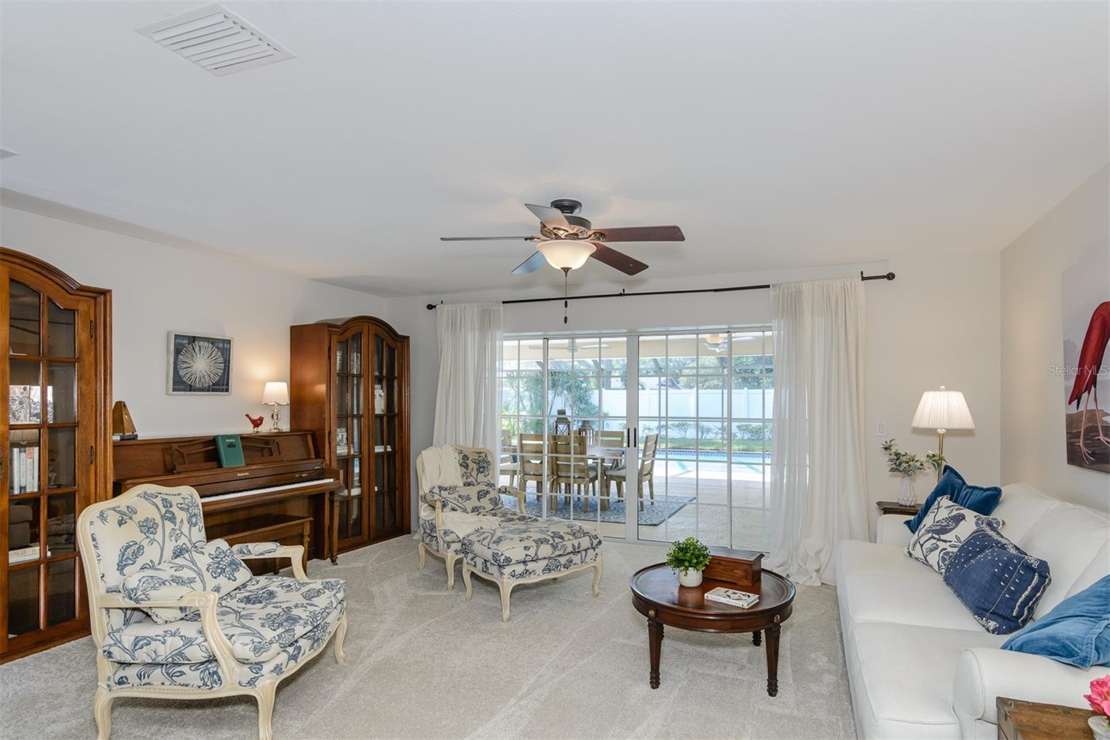 Image 8 of 66 For 2831 Quail Hollow Road W