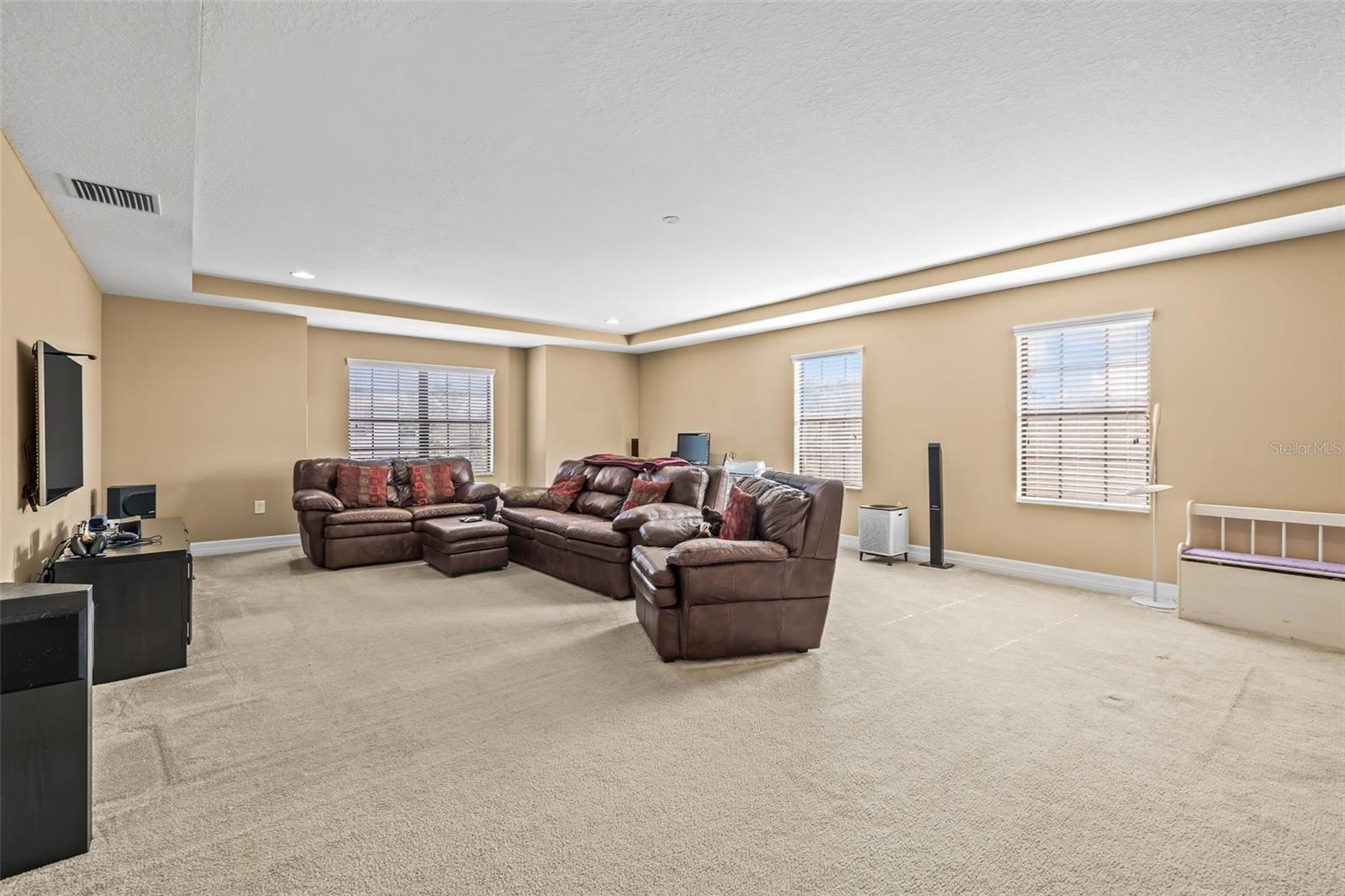 Image 24 of 55 For 32718 Summerglade Drive