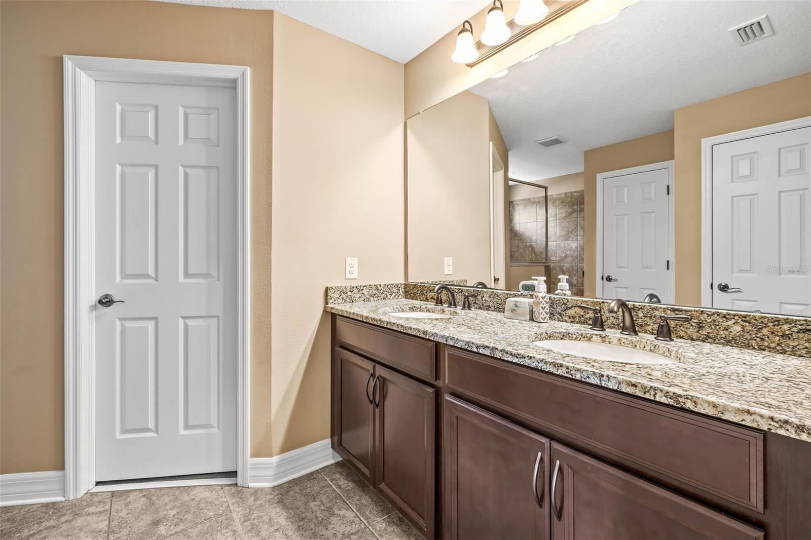Image 28 of 55 For 32718 Summerglade Drive