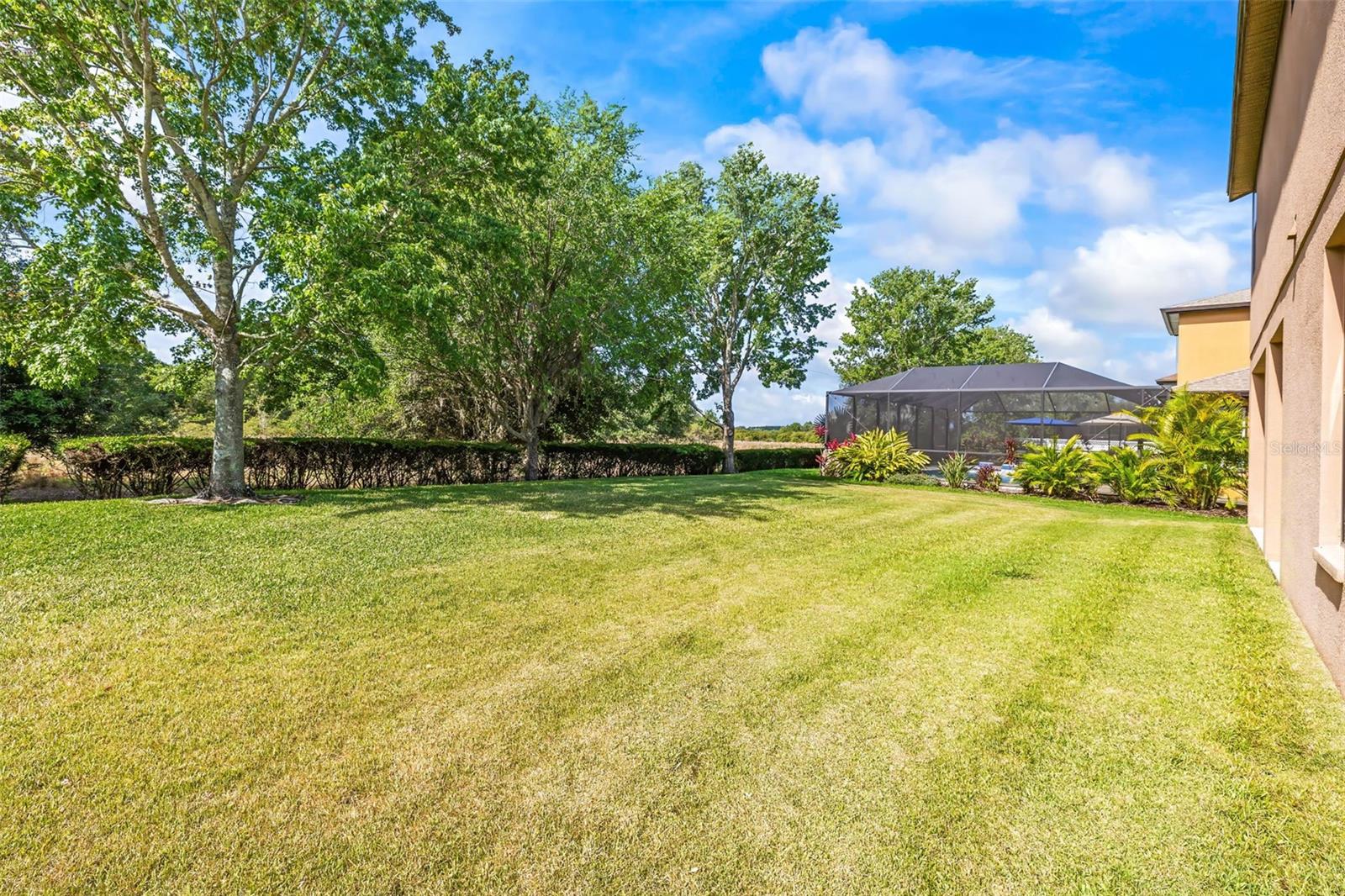 Image 37 of 55 For 32718 Summerglade Drive