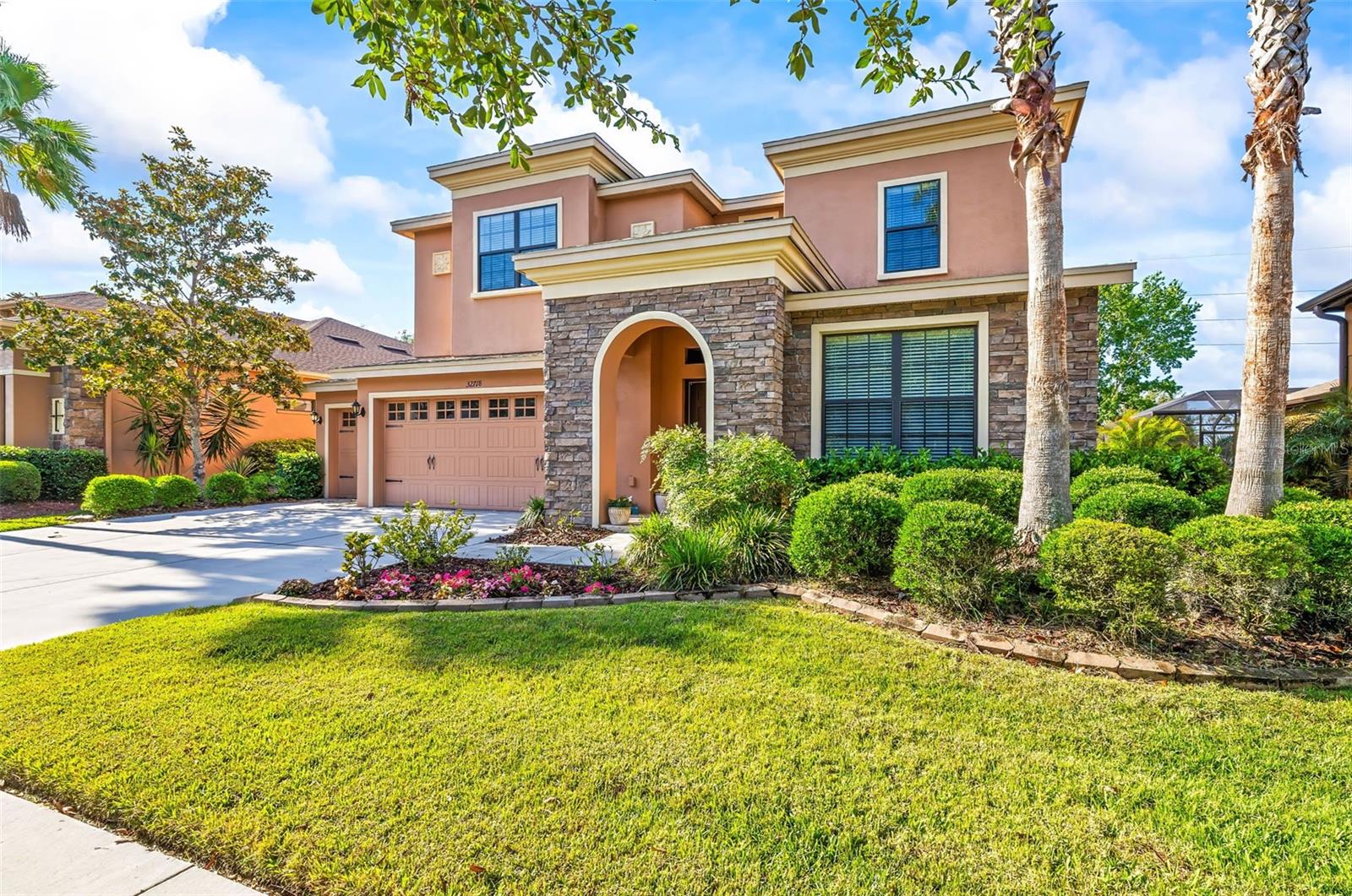 Image 6 of 55 For 32718 Summerglade Drive