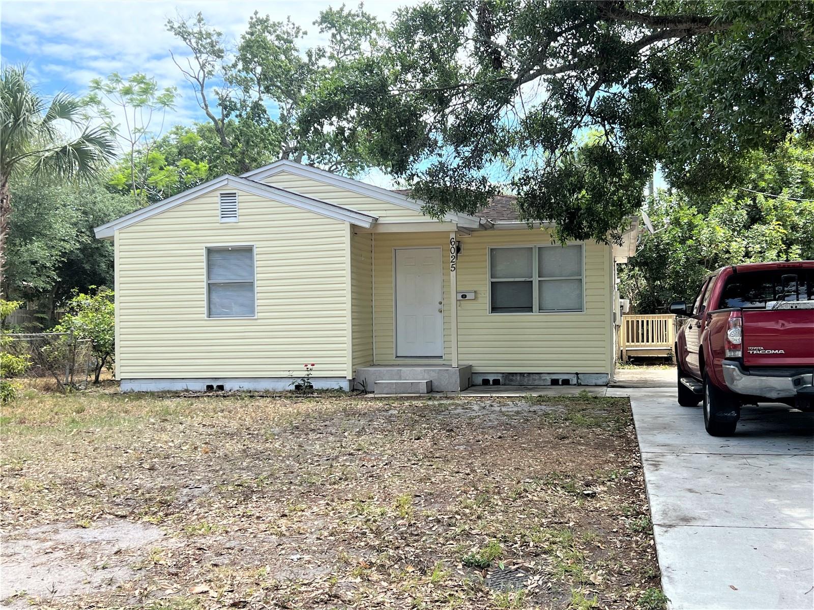 Image 4 of 20 For 6025 Cedar Street Ne