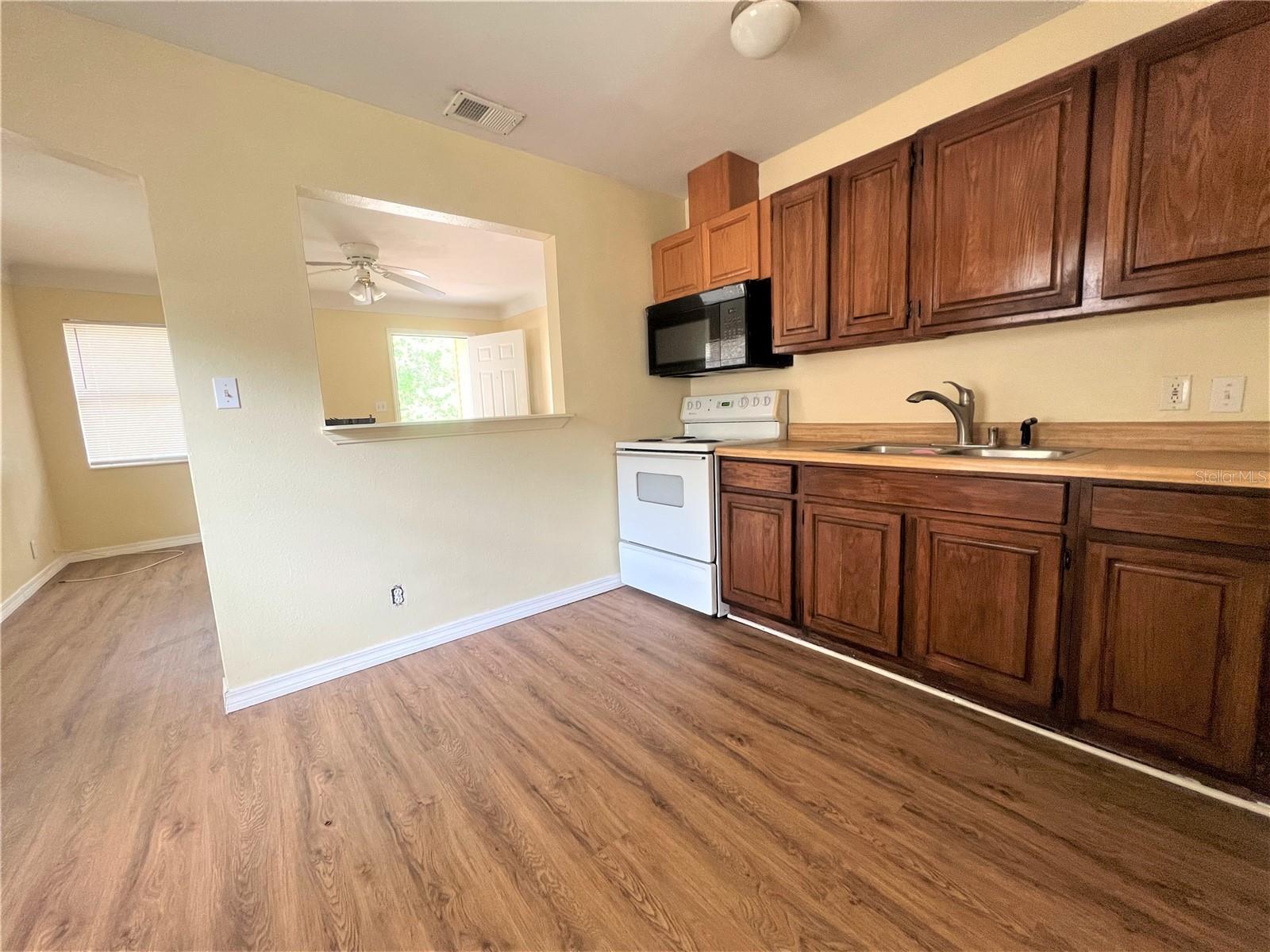 Image 9 of 20 For 6025 Cedar Street Ne