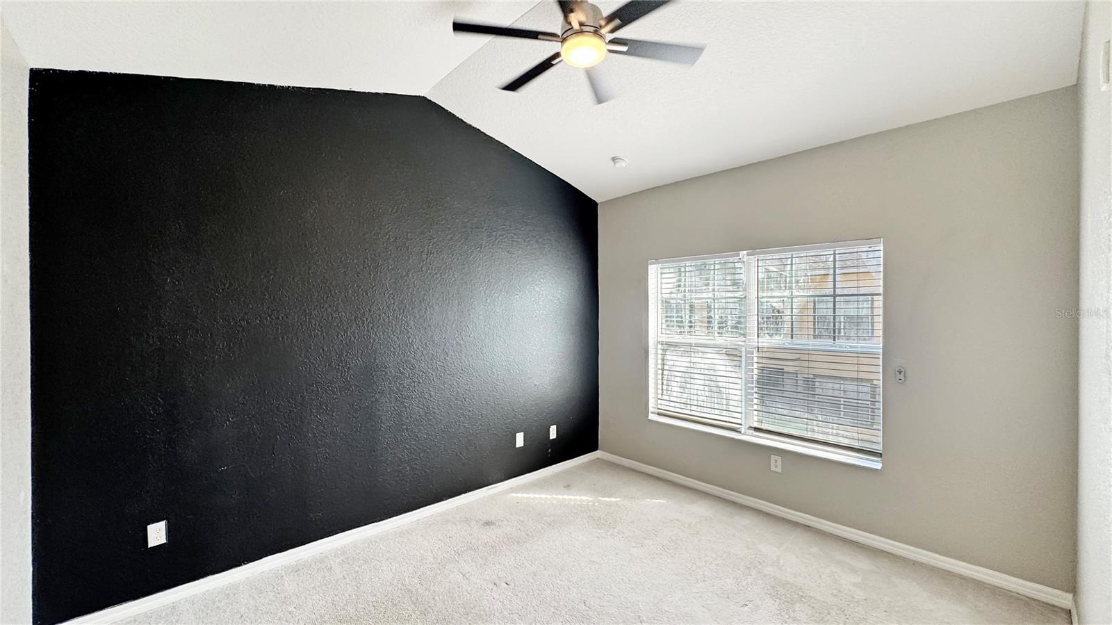 Image 15 of 20 For 2352 Grand Central Parkway 18