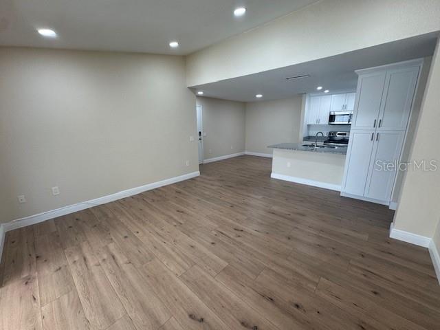 Image 16 of 24 For 9481 Highland Oak Drive 306