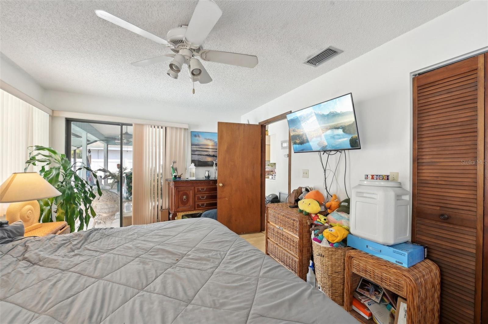 Image 22 of 34 For 3093 Woodpine Circle
