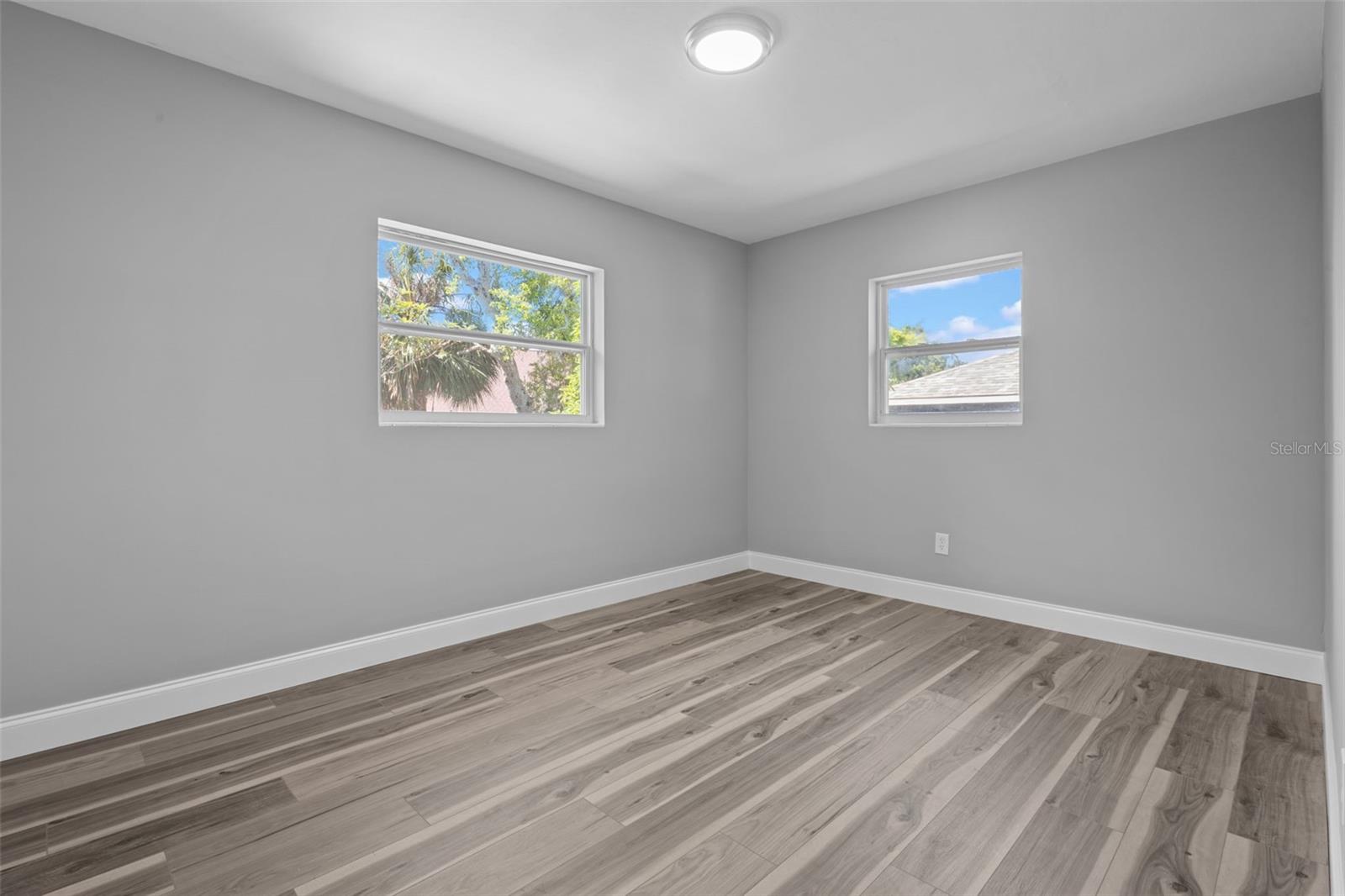 Image 19 of 38 For 660 Palm Avenue