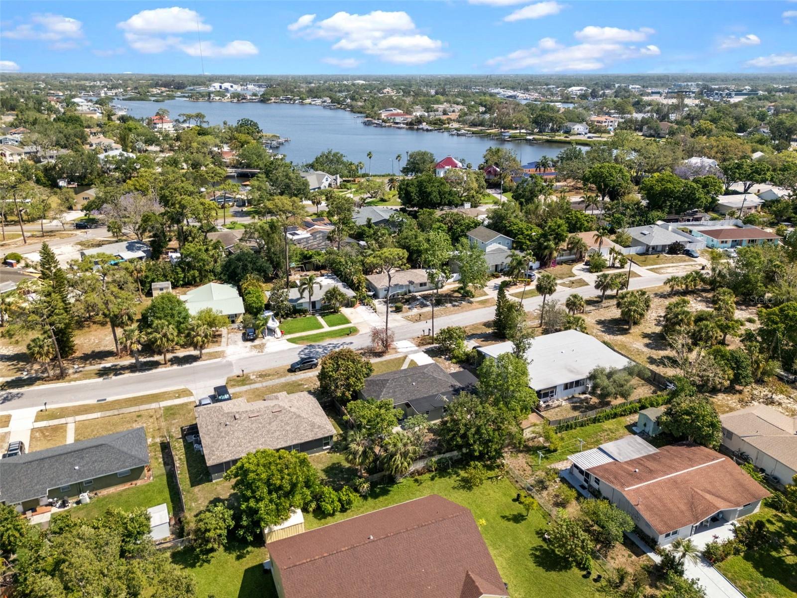 Image 33 of 38 For 660 Palm Avenue