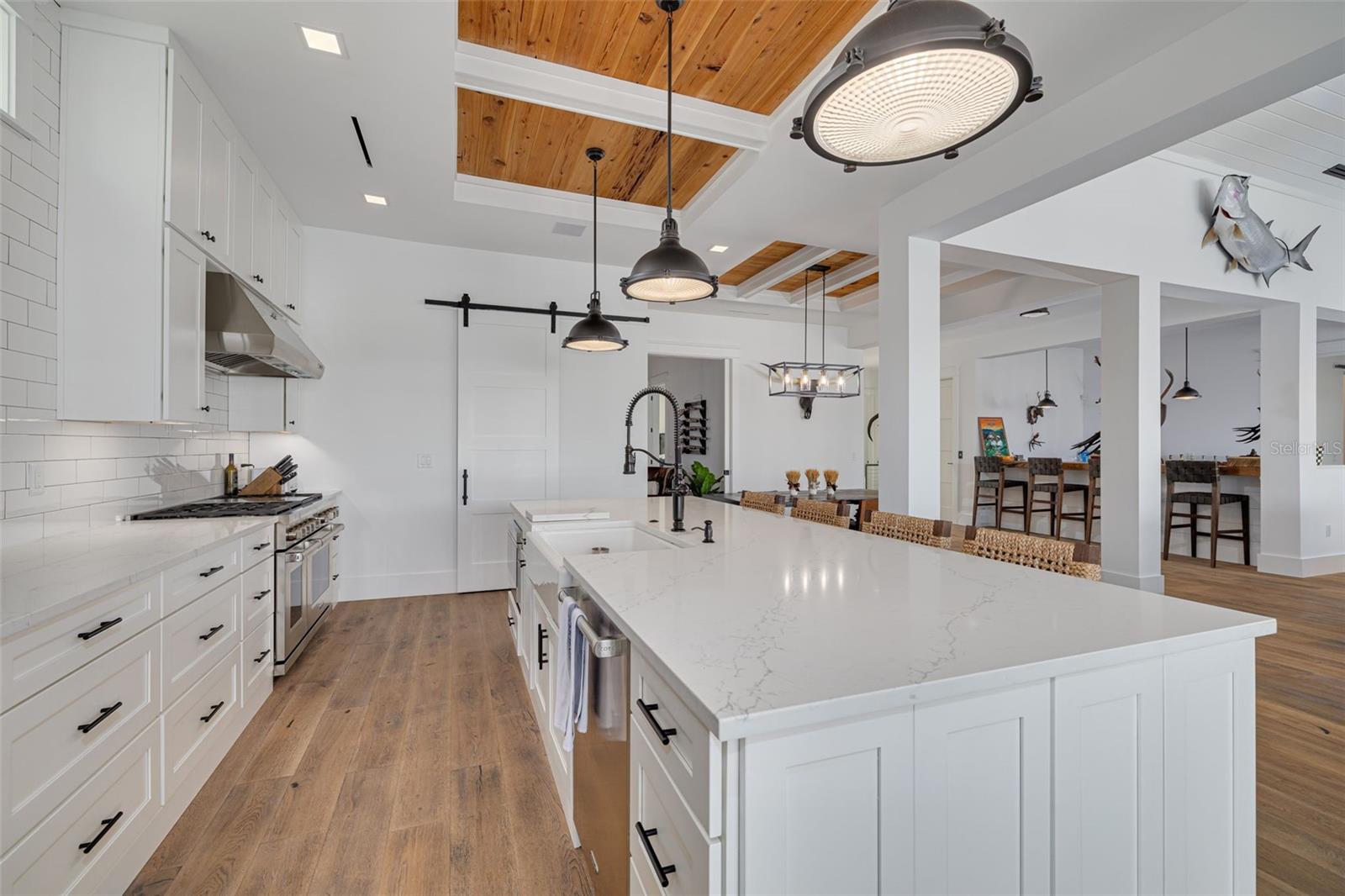 Image 23 of 87 For 721 Brightwaters Boulevard Ne