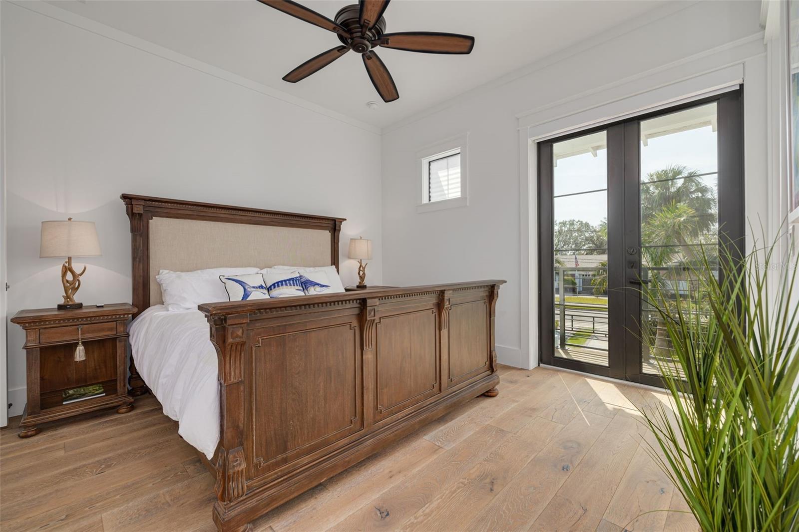 Image 46 of 87 For 721 Brightwaters Boulevard Ne