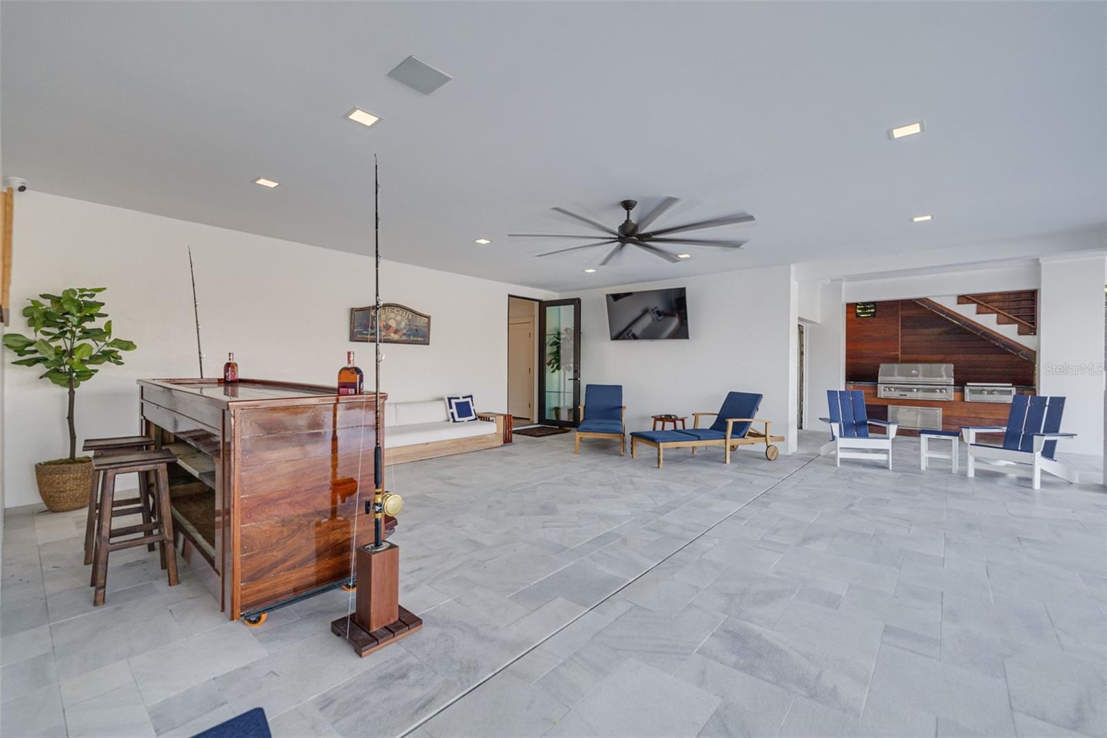 Image 66 of 87 For 721 Brightwaters Boulevard Ne