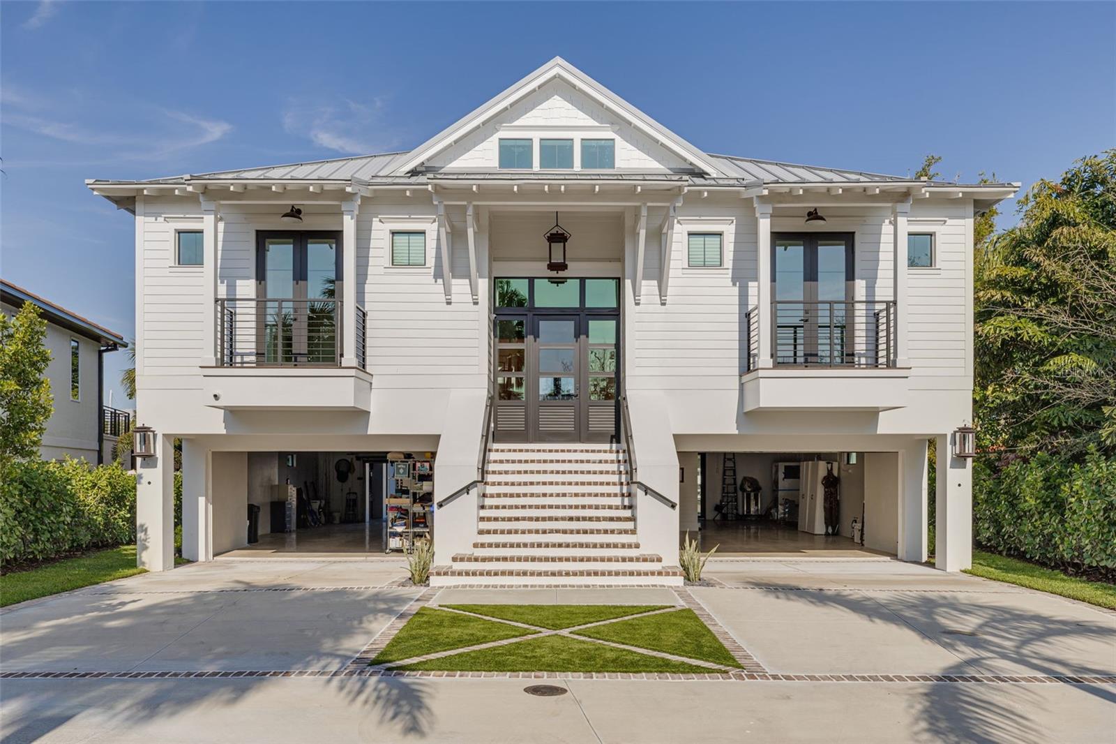 Image 68 of 87 For 721 Brightwaters Boulevard Ne