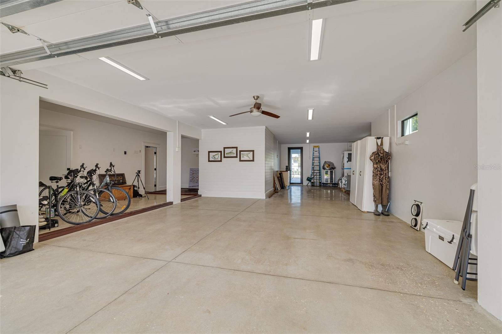 Image 71 of 87 For 721 Brightwaters Boulevard Ne