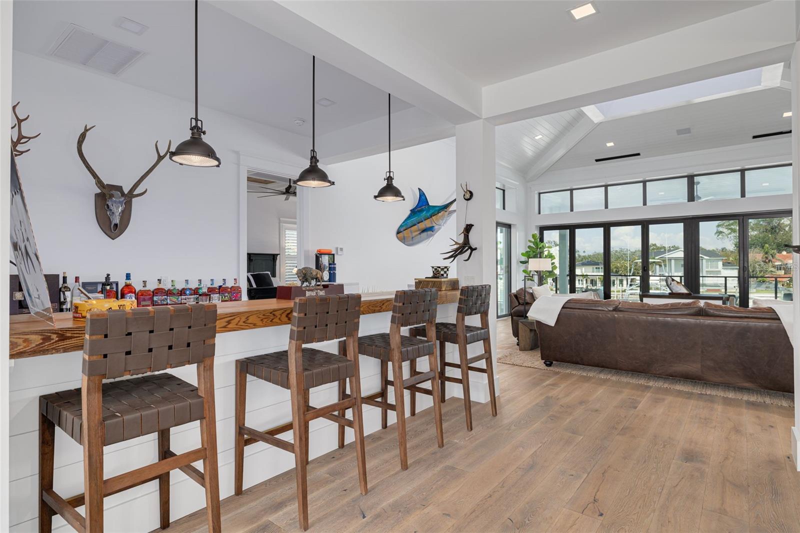 Image 9 of 87 For 721 Brightwaters Boulevard Ne