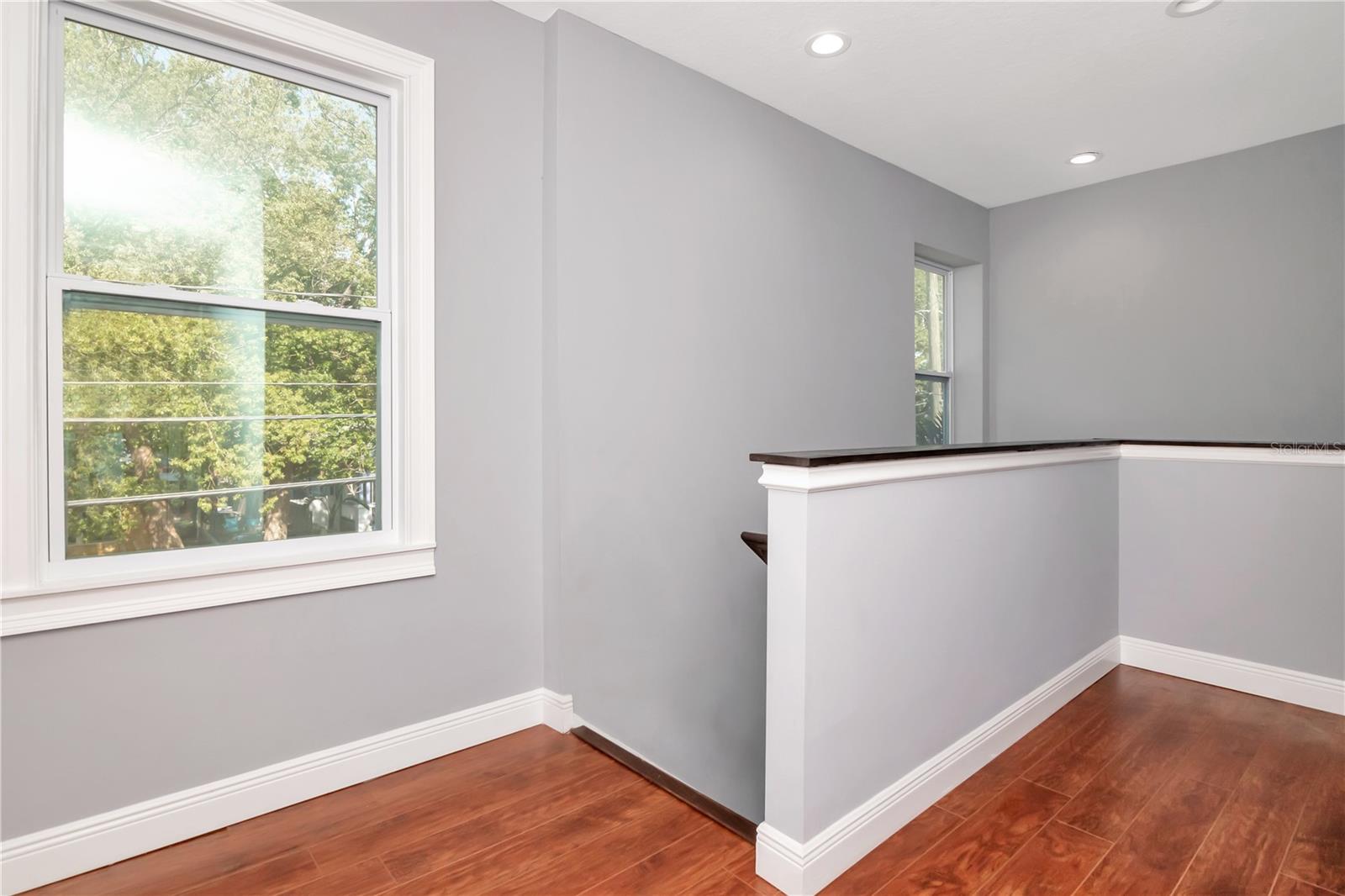 Image 12 of 38 For 212 Floribraska Avenue