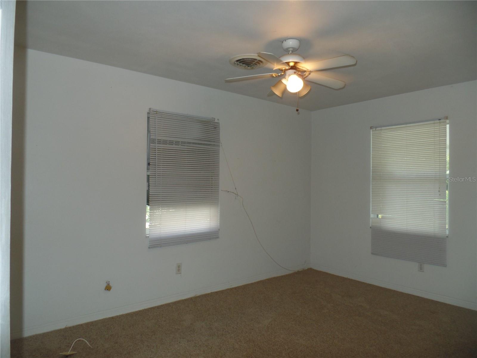 Image 3 of 10 For 4647 14th Avenue S