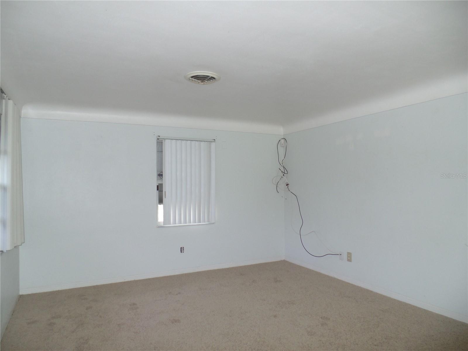 Image 4 of 10 For 4647 14th Avenue S